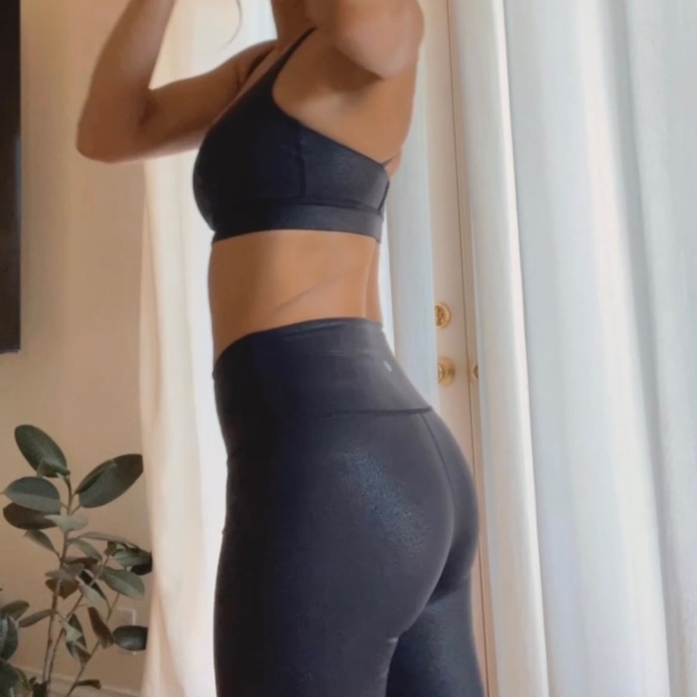 Lululemon bra/leggings set Sz 2